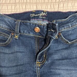 Wrangler Women's Classic Indigo Boot Cut Jeans